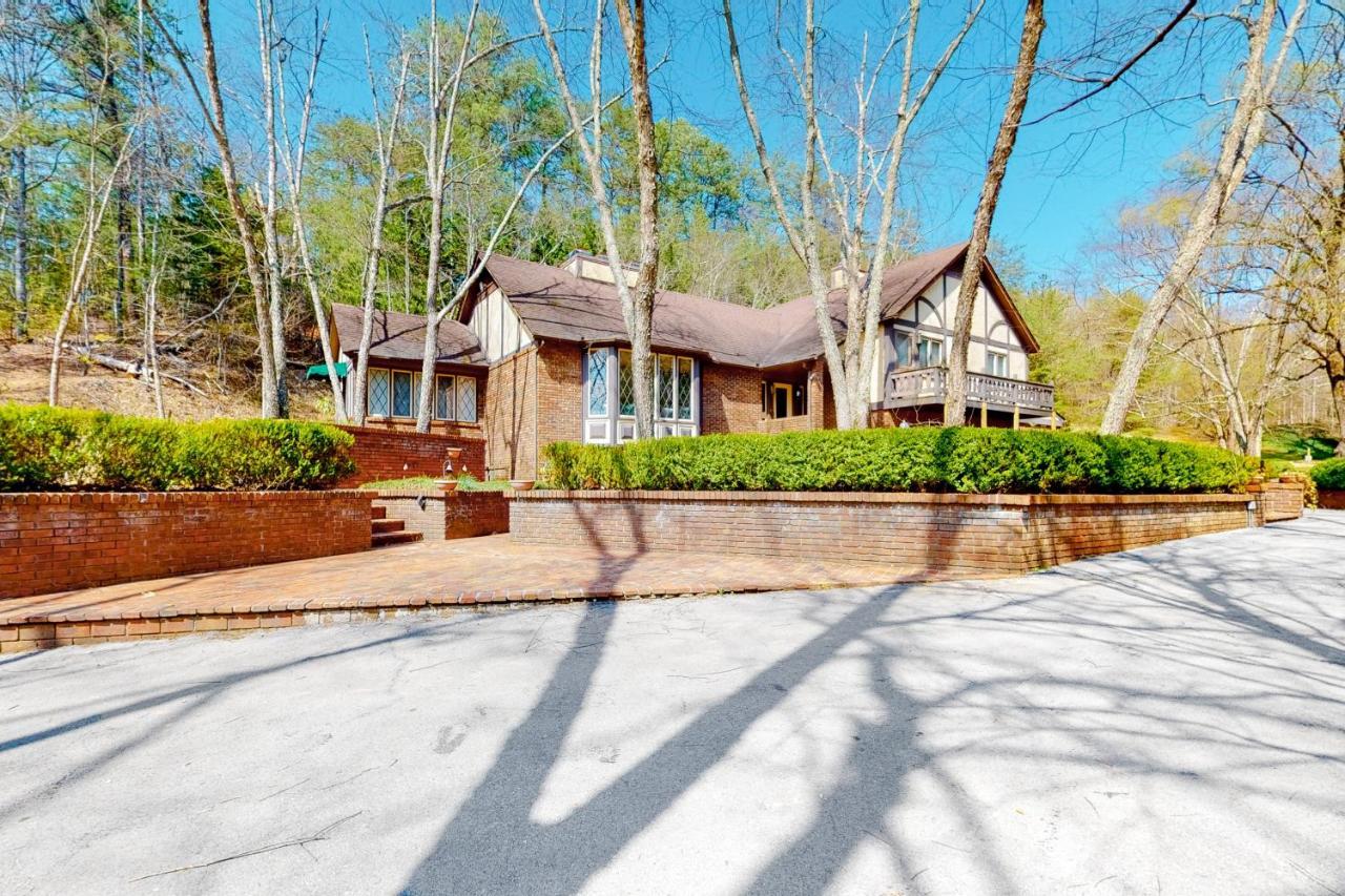 Smoky Mountain Castle Caretaker'S Apartment Sevierville Exterior photo